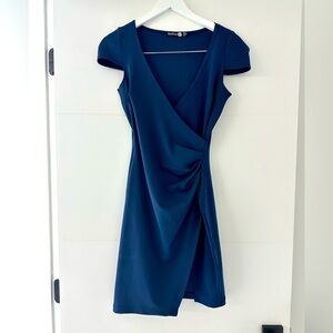 Boohoo night blue dress in size 4 ( fits size small really) great condition